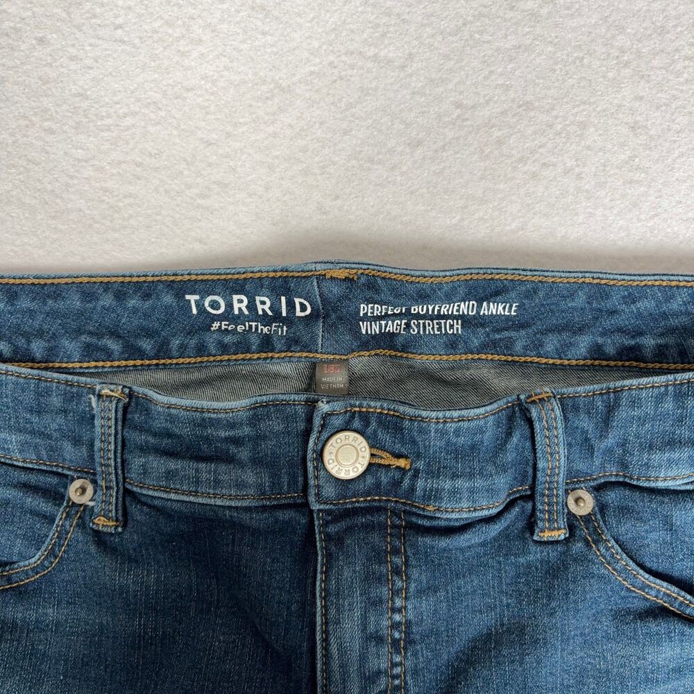 TORRID Perfect Boyfriend Ankle Jeans Women's 18S Blue Mid Rise Vintage Stretch - Picture 3 of 11